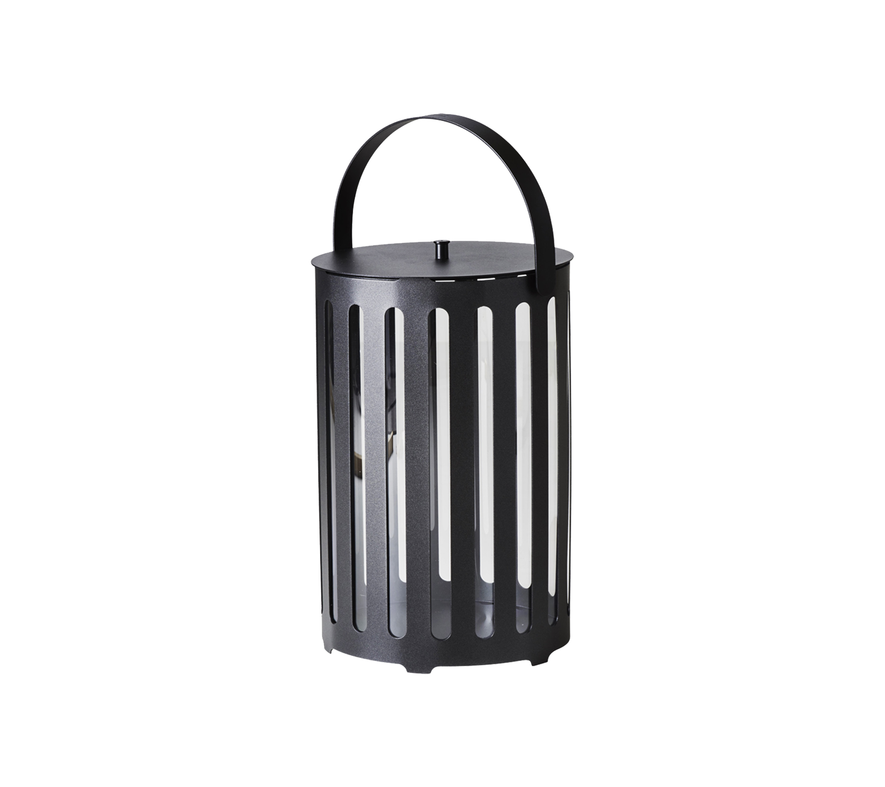 Svart metall-lanterne med vertikale lameller og et håndtak, designet for dekorativ belysning.
