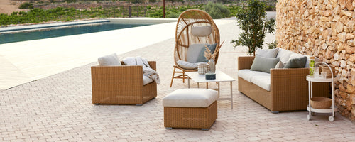 Outdoor stools & footstools