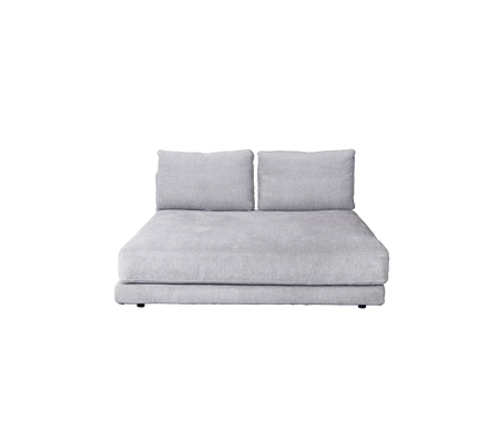 Stilig grå sofa med to ryggputer, som tilbyr et moderne og minimalistisk design, perfekt for moderne rom.