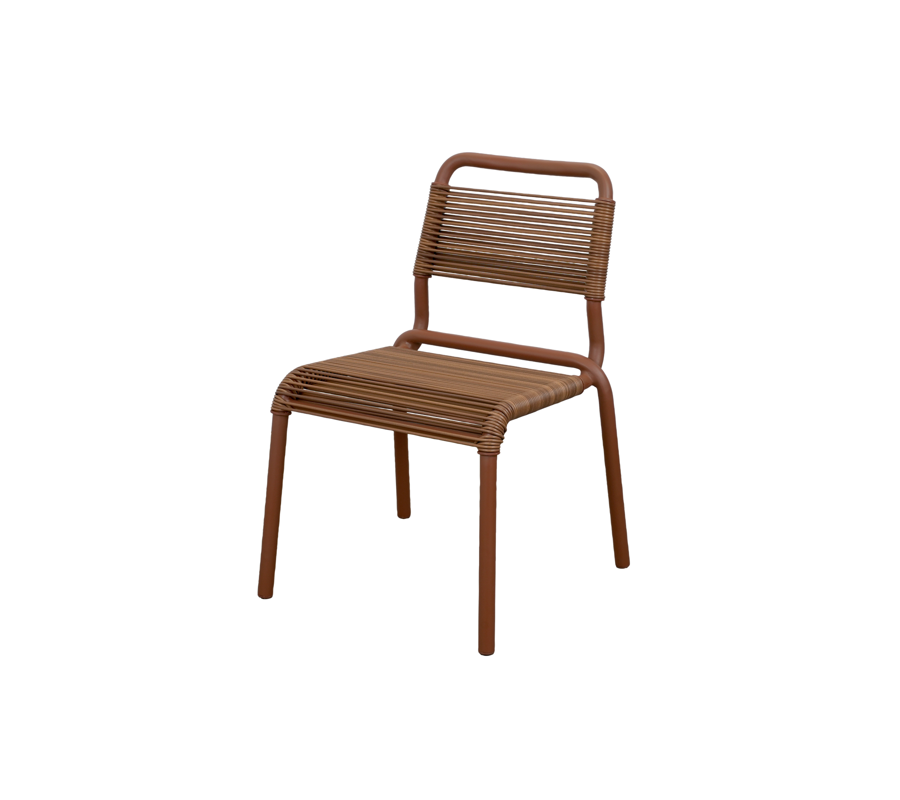 Brun stol med et enkelt design og lamellrygg.