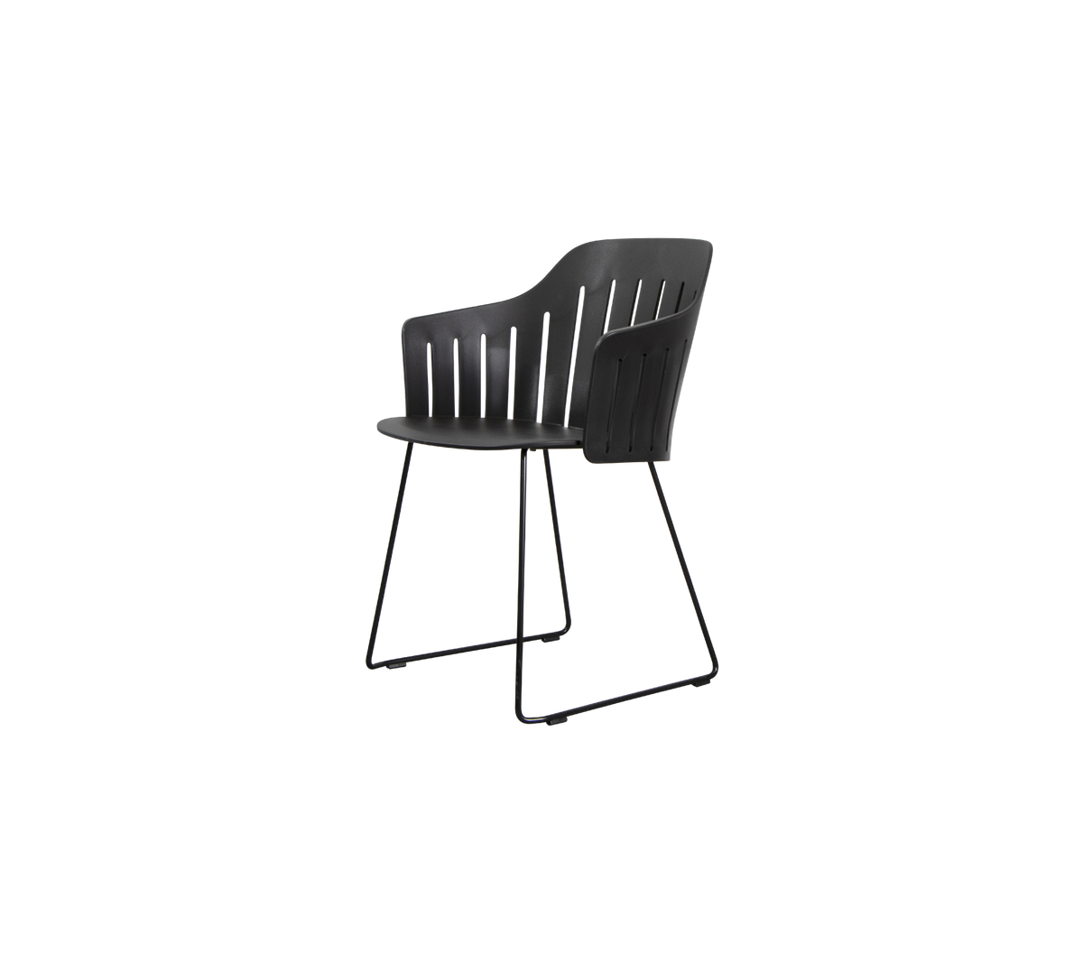 Moderne svart stol med buet ryggstøtte og slank design, støttet av en minimalistisk metalramme. Perfekt for ulike settinger.