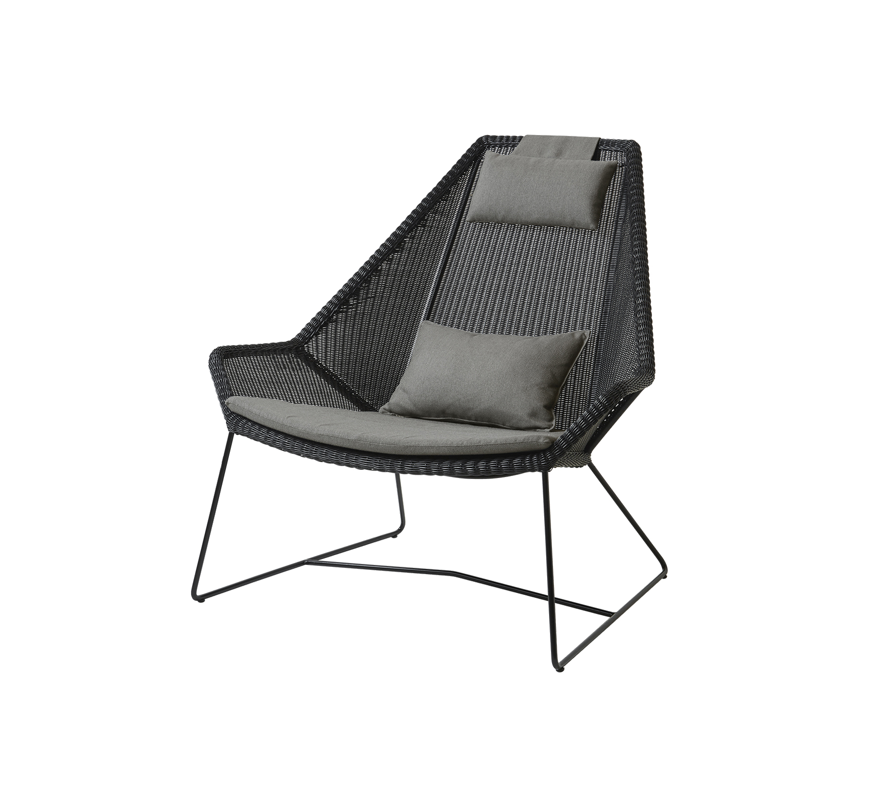 Stilig stol med et vevd design og komfortable grå puter, med slanke metallben for moderne interiør.