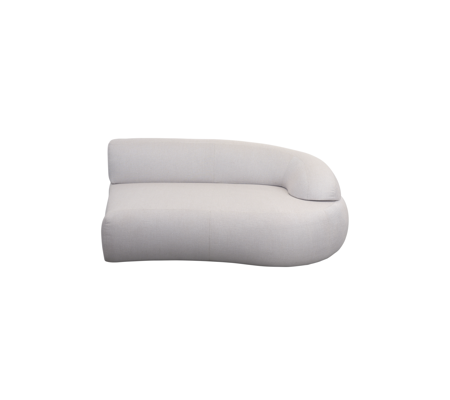 Bøyd, moderne sofa i mykt, nøytralt stoff med minimalistisk design og en glatt, rund armlene.