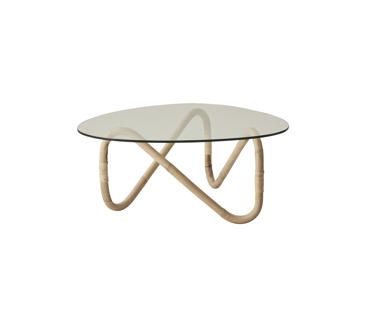 Rund glassbord med en stilfull, buet rattanbunn, som tilbyr et moderne, elegant design egnet for ulike miljøer.