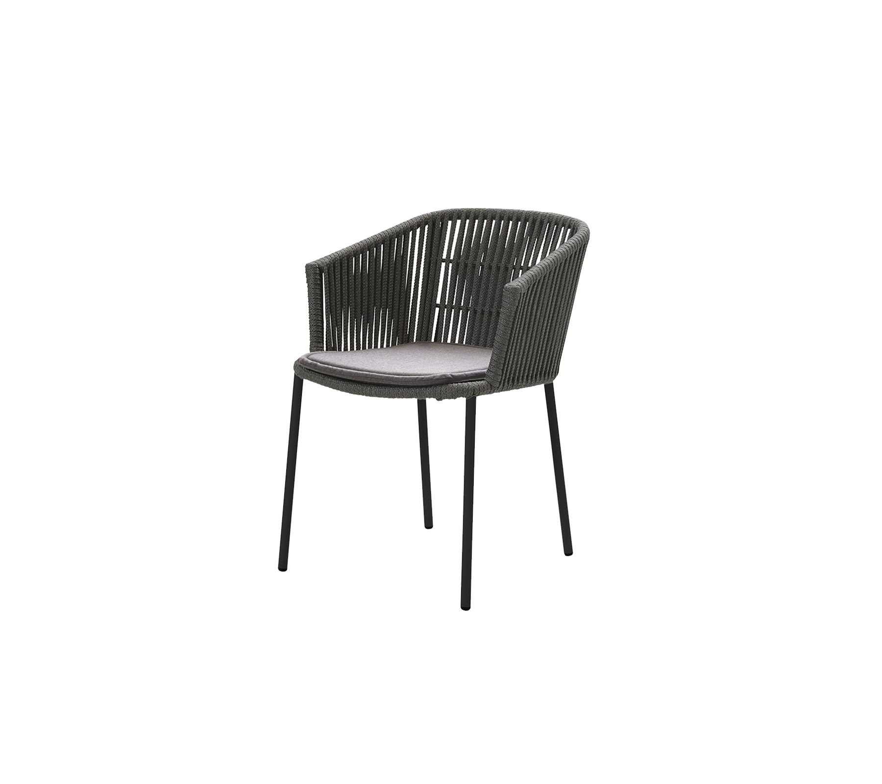 Stilig stol med et vevd design, med en komfortabel pute og slanke ben, perfekt for uformell sitting.