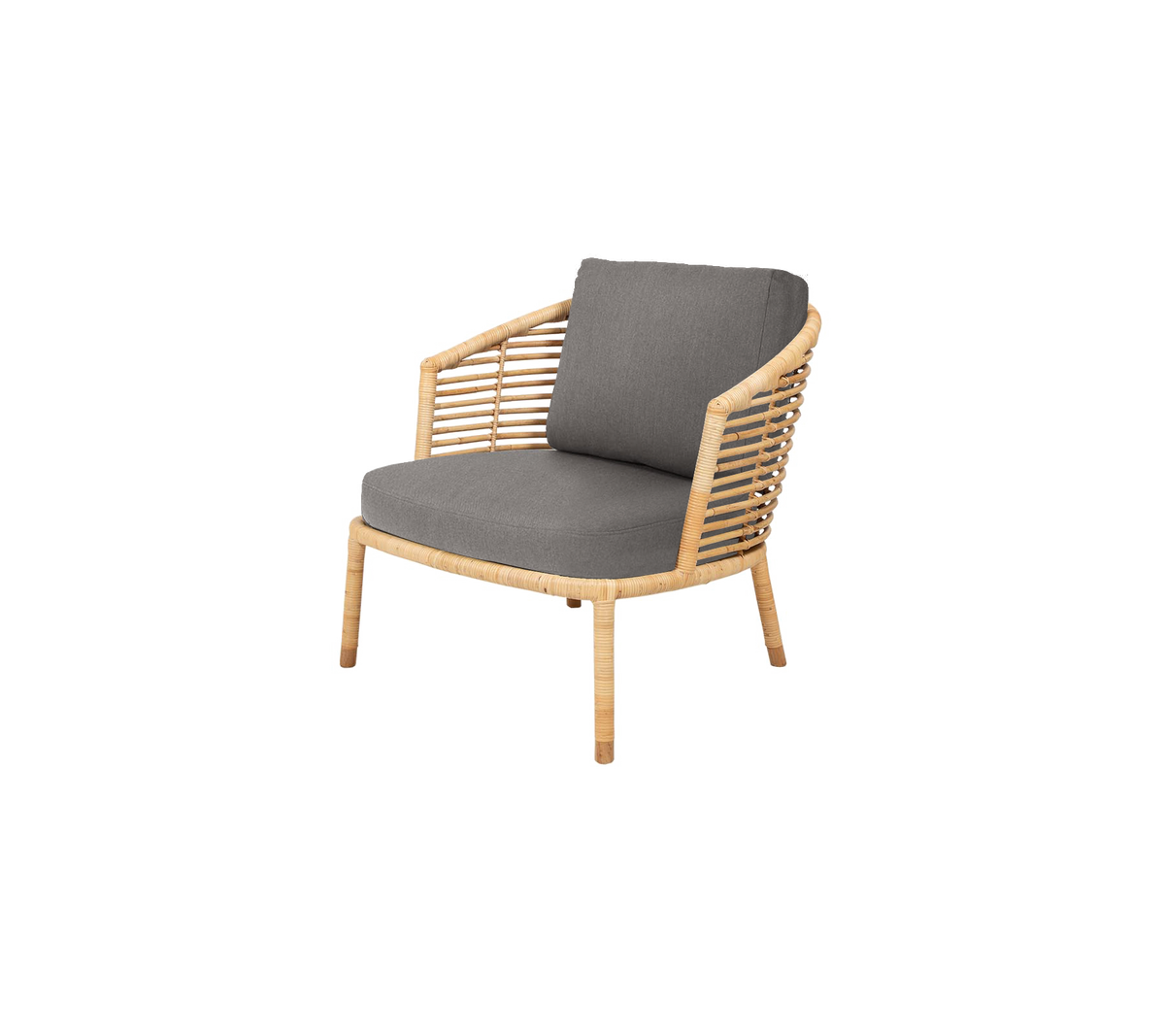 Moderne stol med en ramme av naturlig tre og grå polstrede puter, med en stilfull ribbet ryggstøtte for ekstra eleganse.
