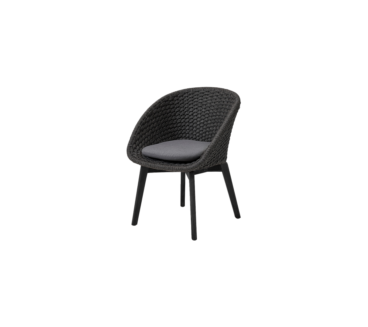 En moderne stol med et vevd design og en komfortabel setepute, støttet av robuste ben for ekstra stabilitet.