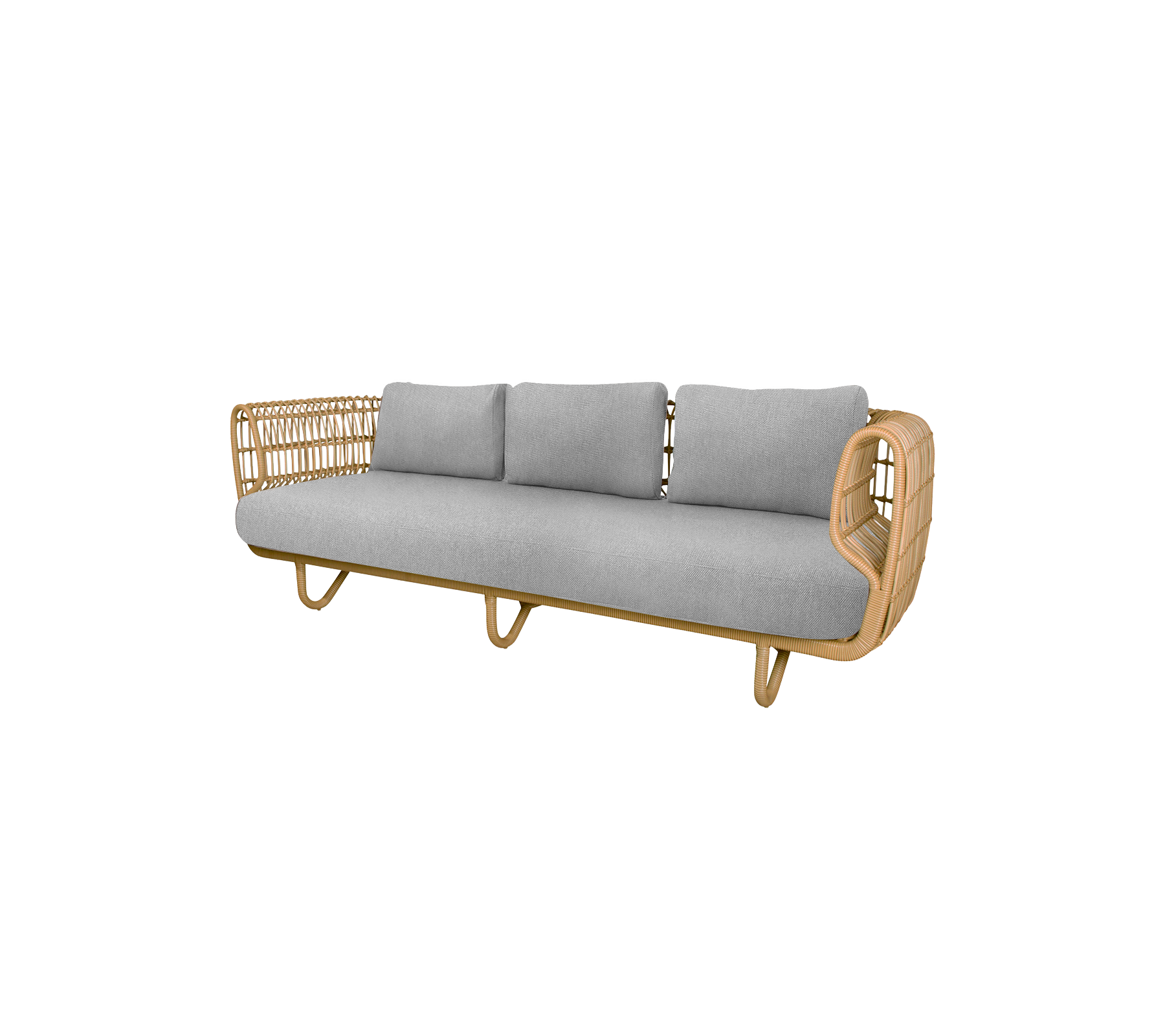 Stilig sofa med en ramme av naturlig tre og myke grå puter, perfekt for å tilføre komfort og eleganse til ethvert rom.