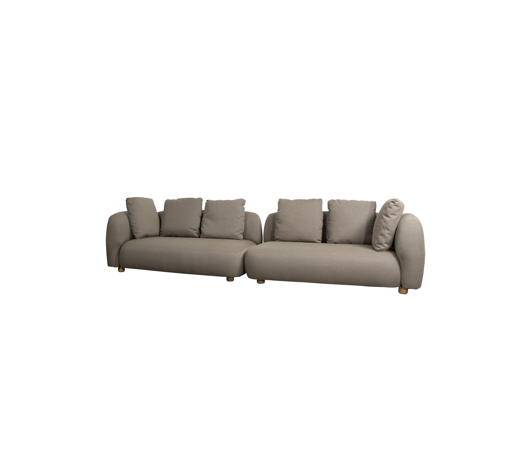 Moderne L-formet sofa i en nøytral tone, med myke puter og avrundede armlener, ideell for komfortabel sitting.