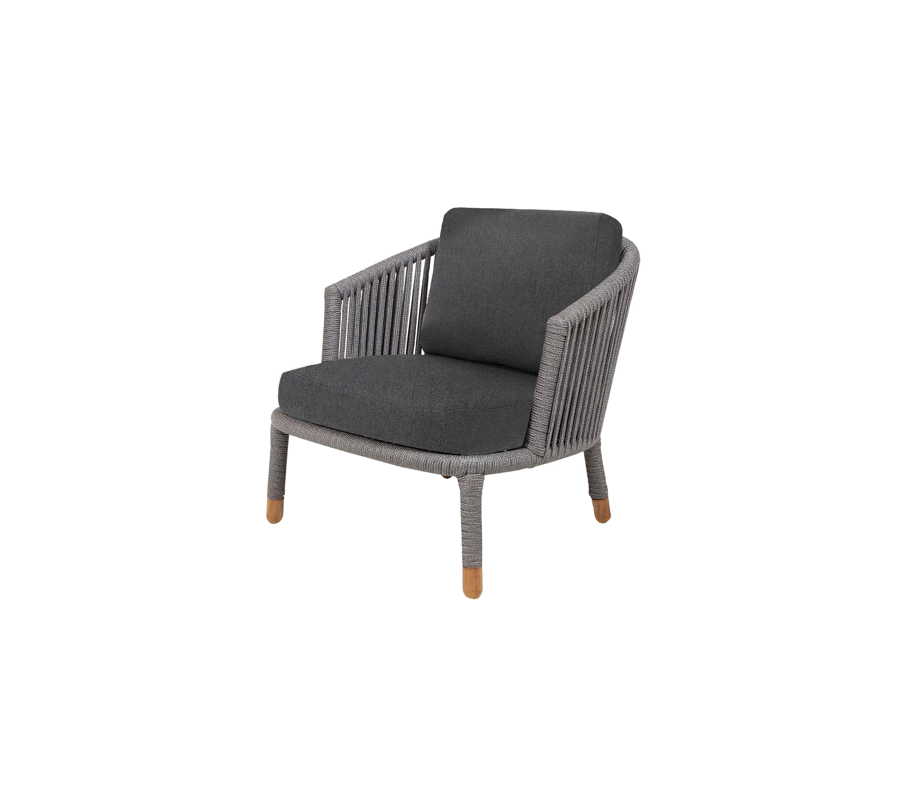Stilig lounge stol med et solidt vevd design og en komfortabel mørk pute, accentuert av treben. Perfekt for moderne stuer.