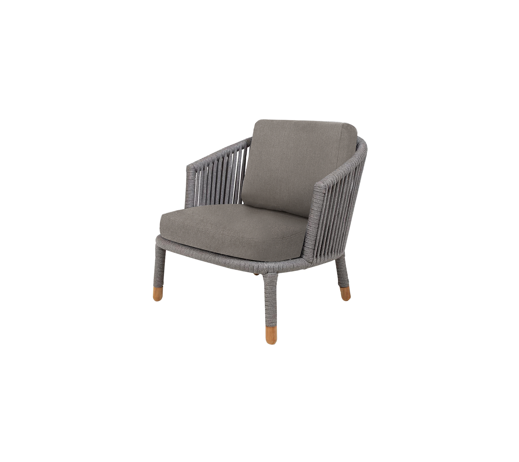 Stilig stol med en grå pute og vevd design, med treben for et moderne utseende og komfortable sitteplasser.